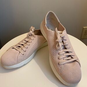 Cole Haan Grandpro sneakers, blush, size 8